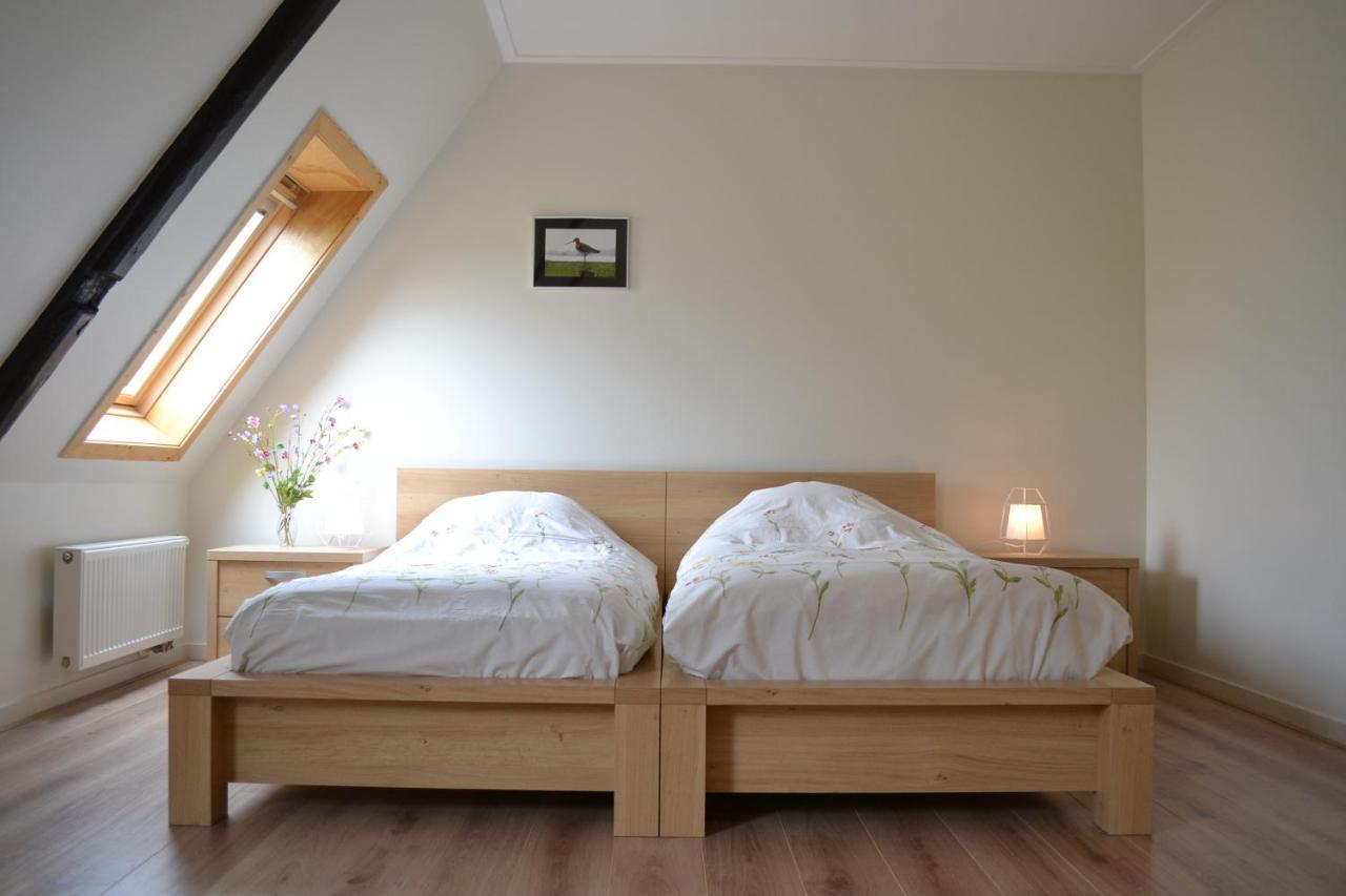 B&B Boerderij De Tempel Greonterp Luaran gambar